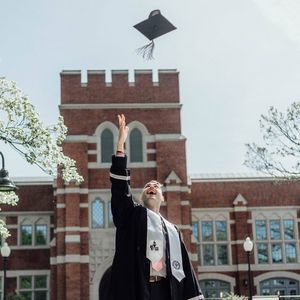 Meet your Posher, Alejandro